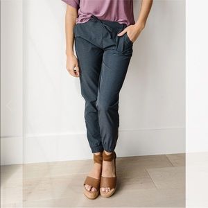 Albion Fit “Heather Charcoal Jetsetters” NWOT